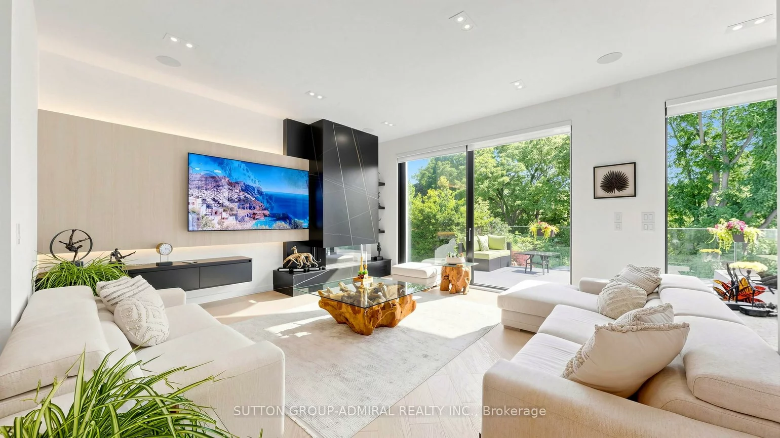 33, Thorny Brae, Royal Orchard, Markham