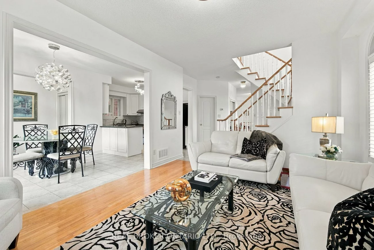 33, Pascoe, Cornell, Markham