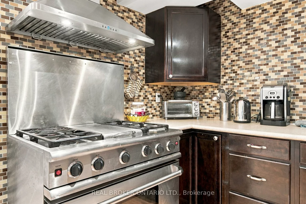 33, Pascoe, Cornell, Markham