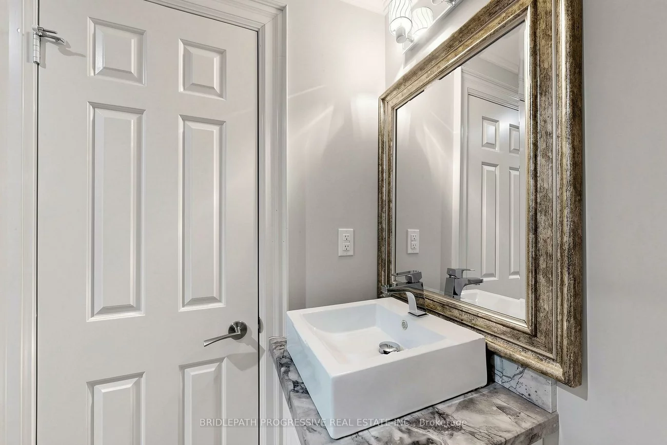 2, Thornlea, Thornhill, Markham