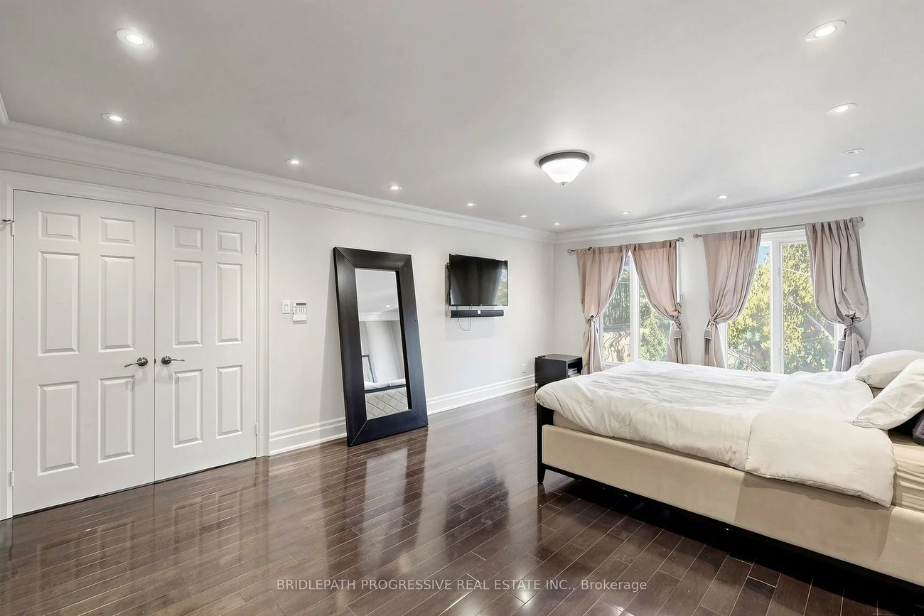 2, Thornlea, Thornhill, Markham
