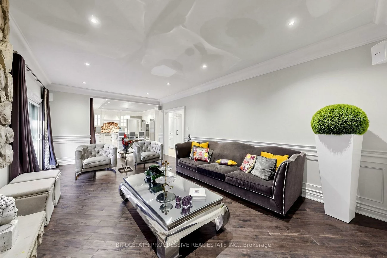 2, Thornlea, Thornhill, Markham