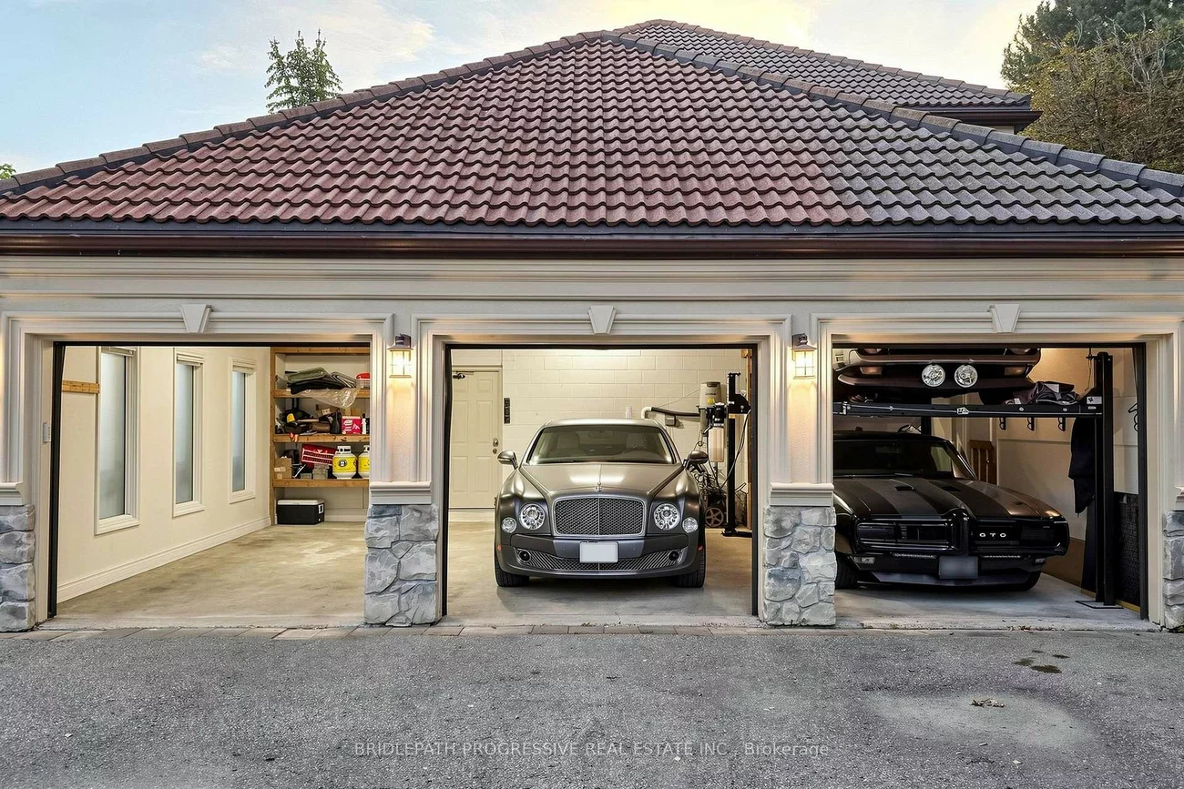 2, Thornlea, Thornhill, Markham