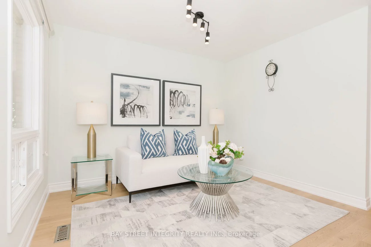 12, Charnwood, Aileen-Willowbrook, Markham