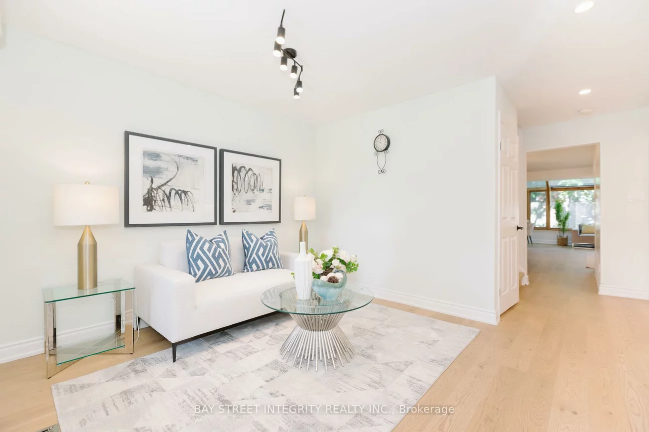 12, Charnwood, Aileen-Willowbrook, Markham
