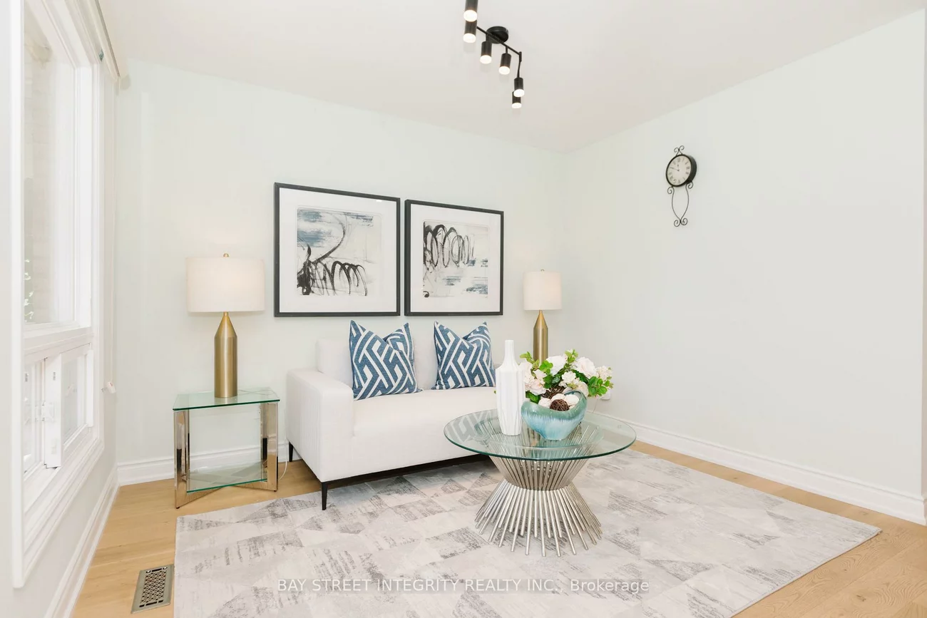 12, Charnwood, Aileen-Willowbrook, Markham