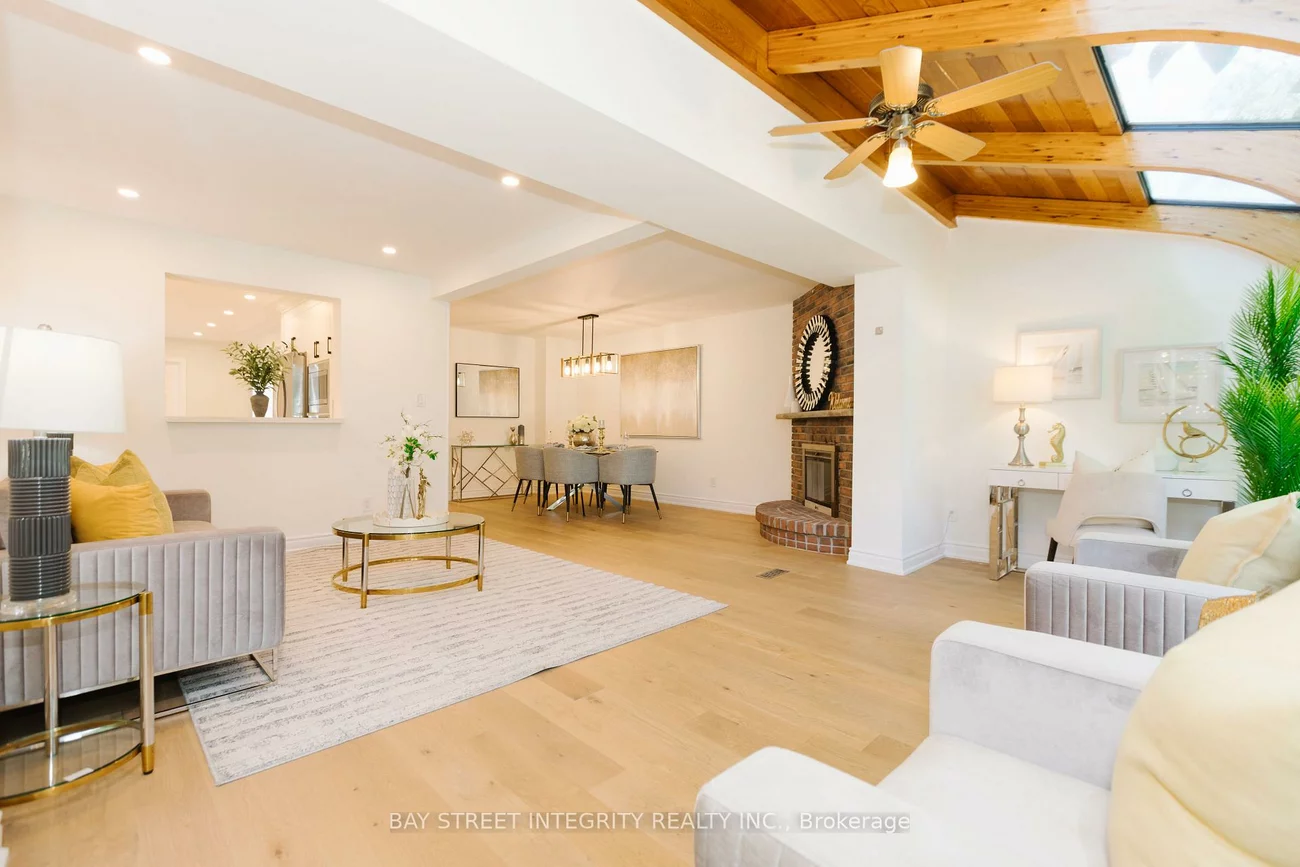 12, Charnwood, Aileen-Willowbrook, Markham