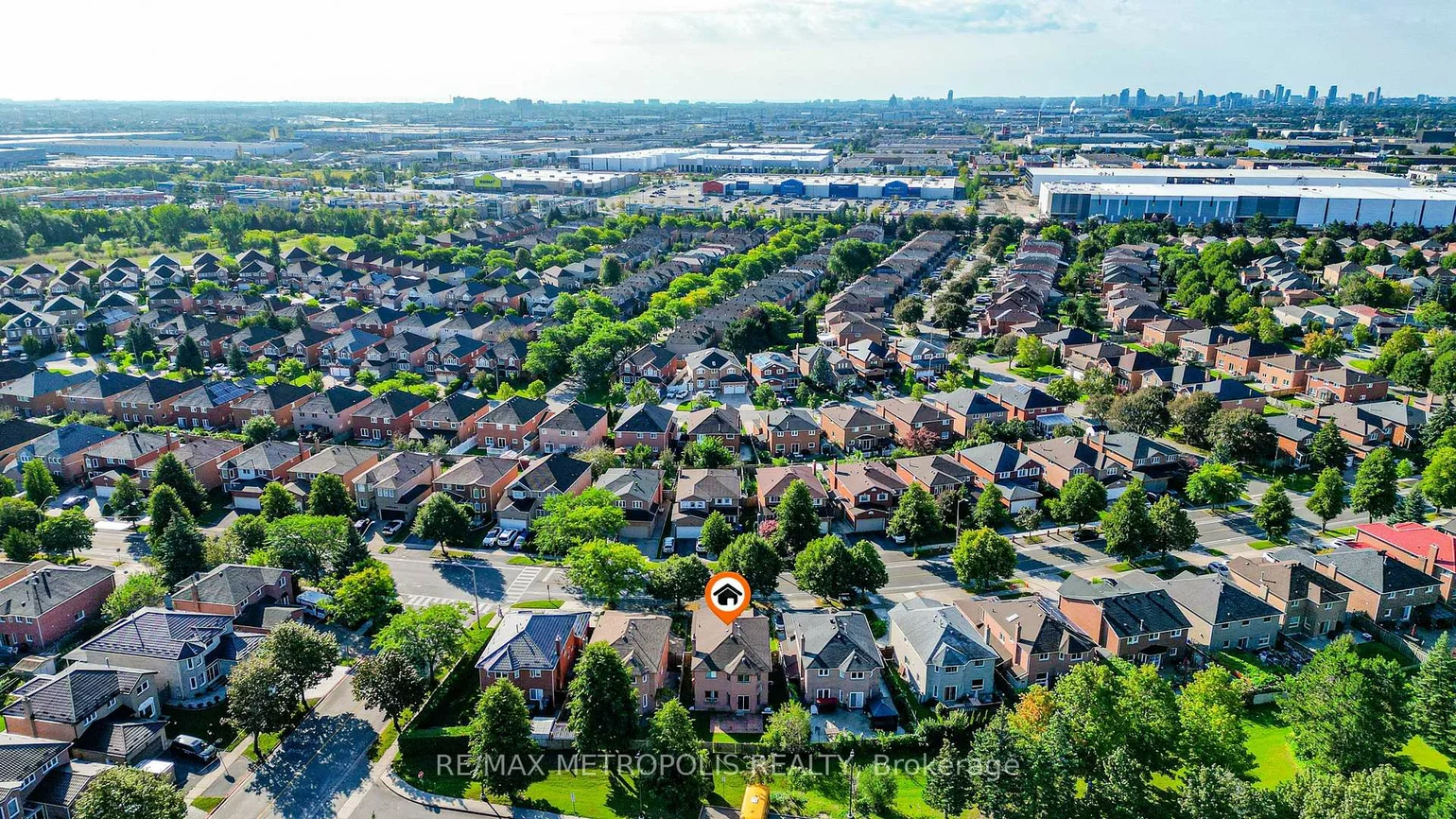 214, Elson, Middlefield, Markham