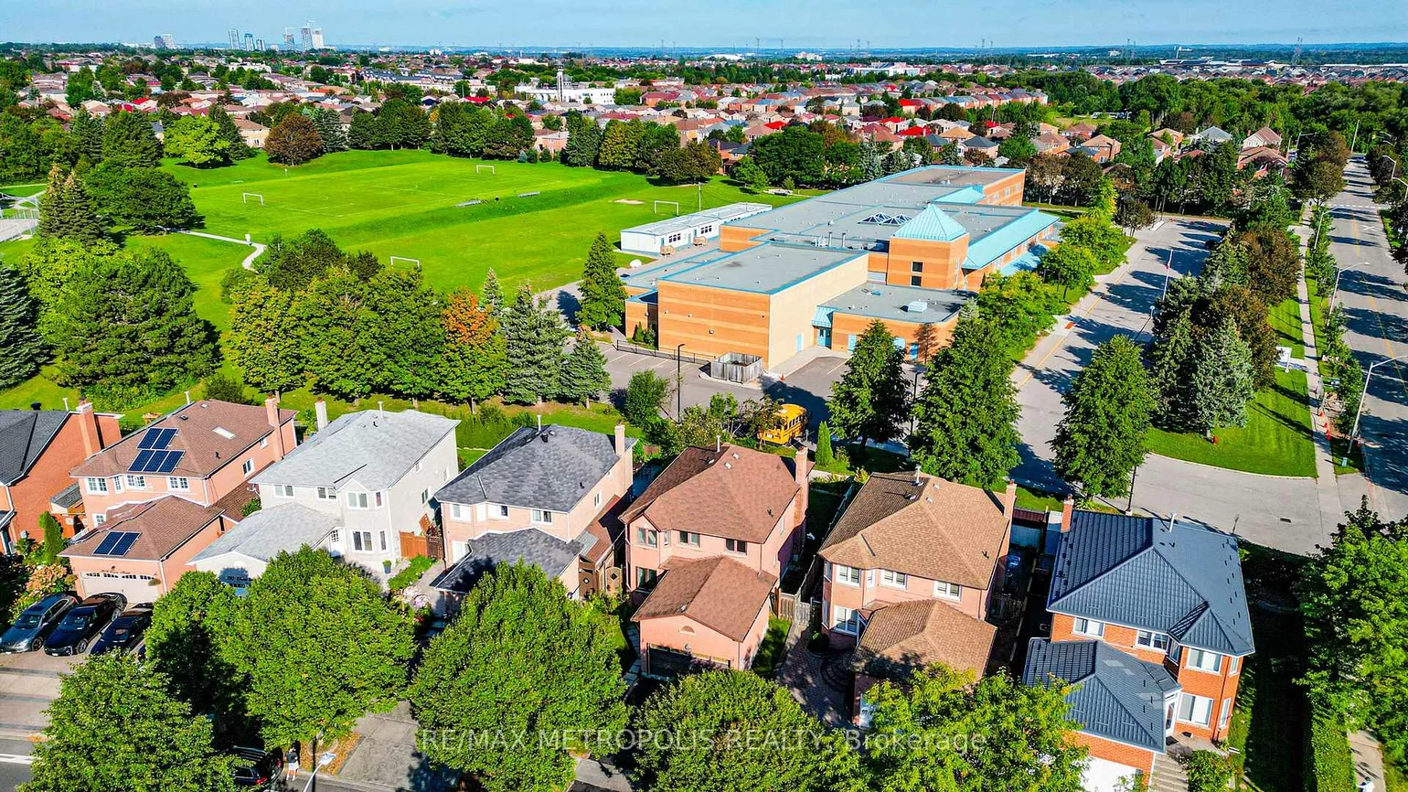 214, Elson, Middlefield, Markham
