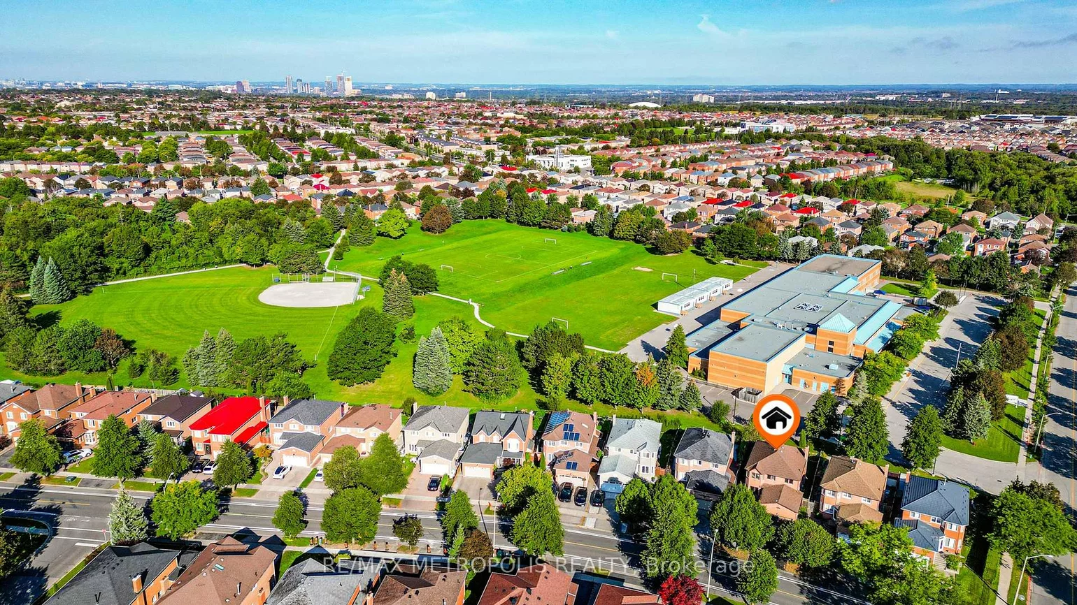 214, Elson, Middlefield, Markham
