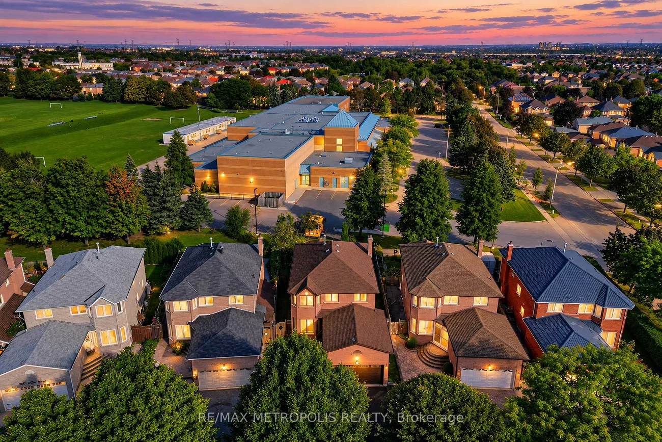 214, Elson, Middlefield, Markham