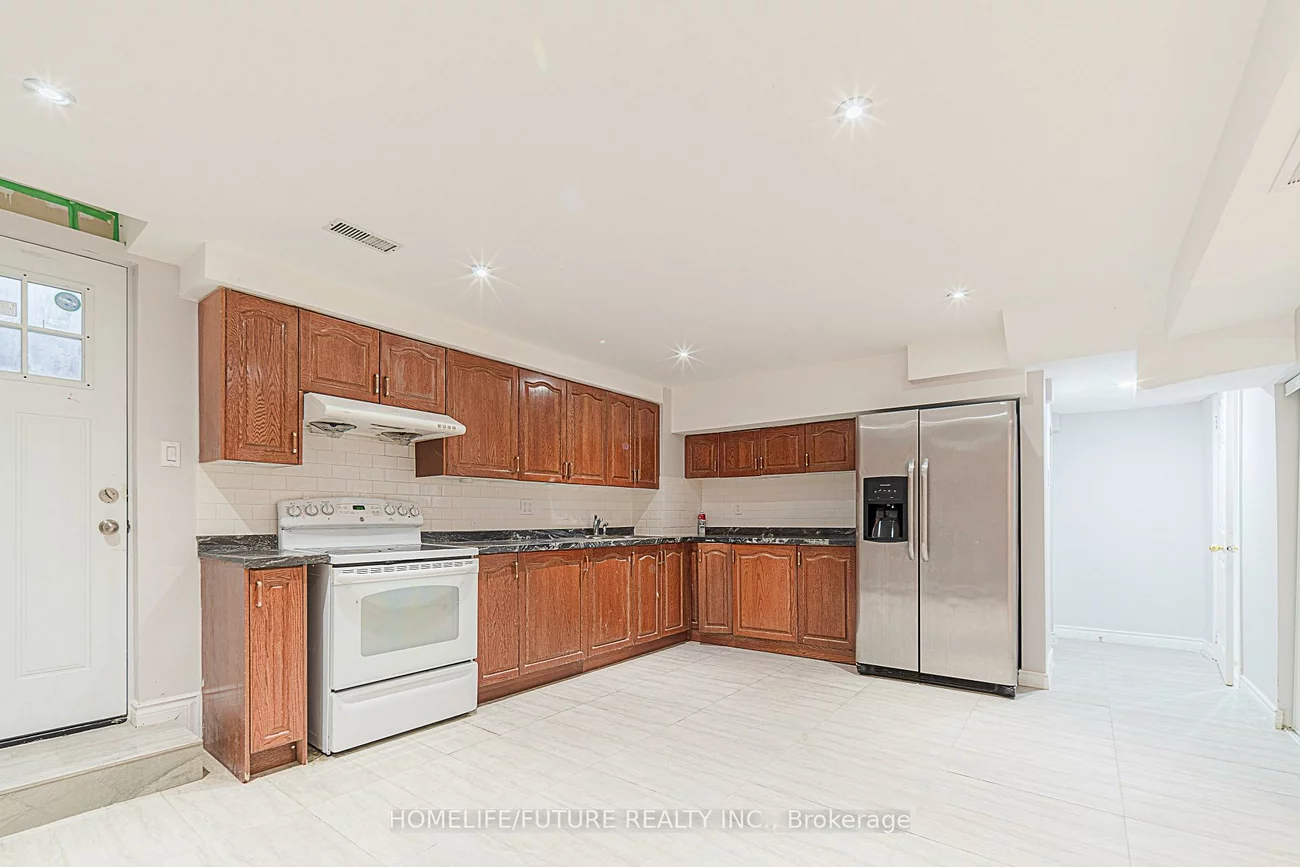 42, Boxwood, Rouge Fairways, Markham