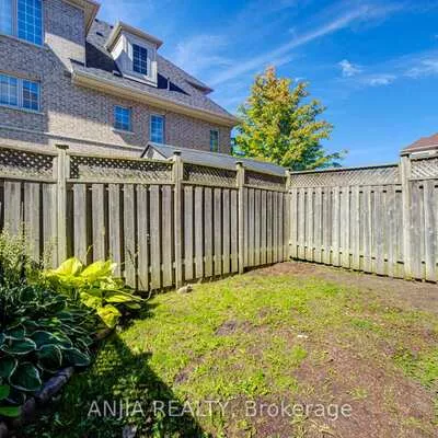 66, Prince Charles, Berczy, Markham