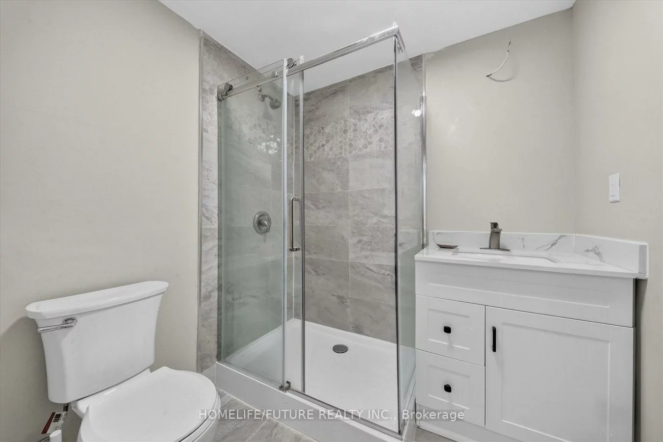 63, Chloe, Middlefield, Markham