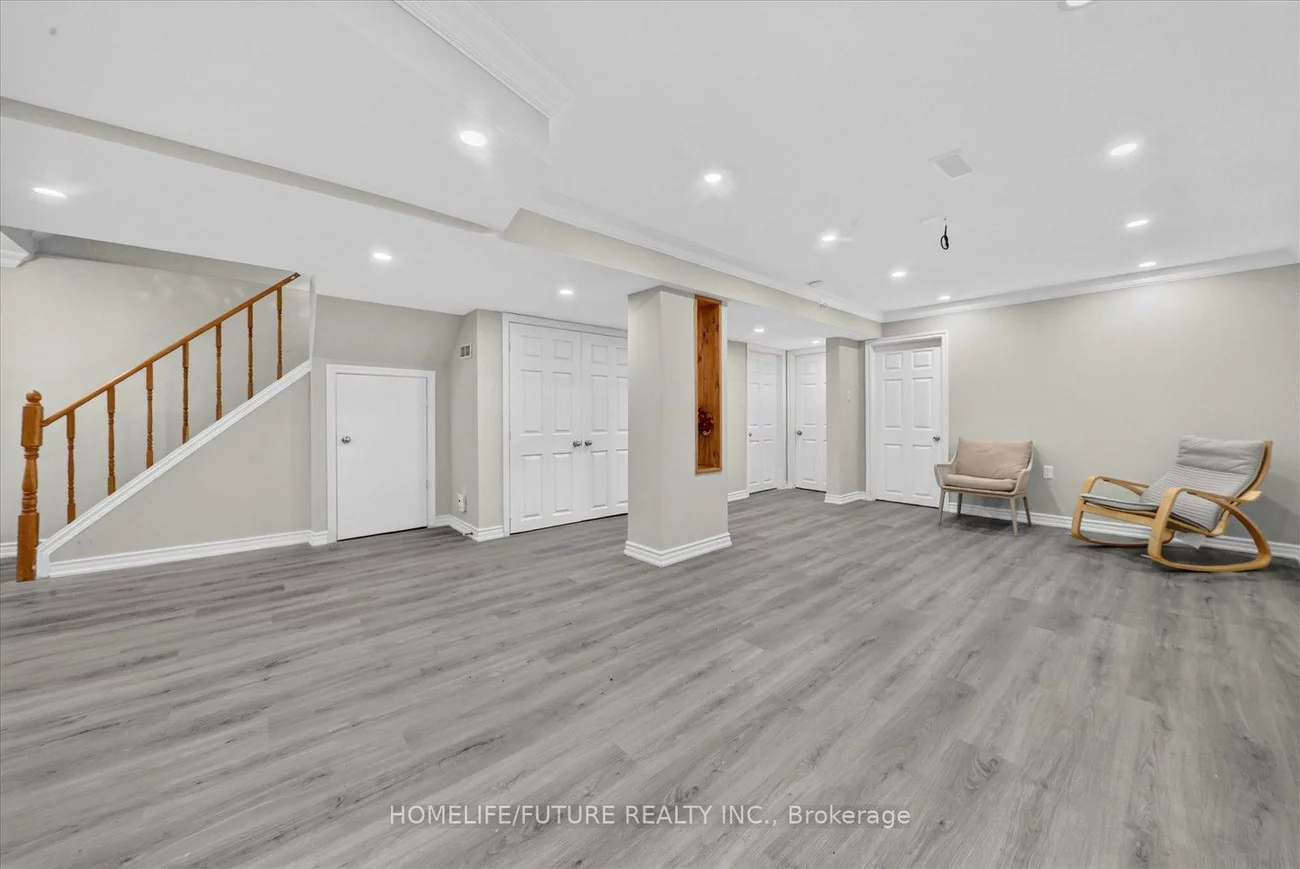 63, Chloe, Middlefield, Markham