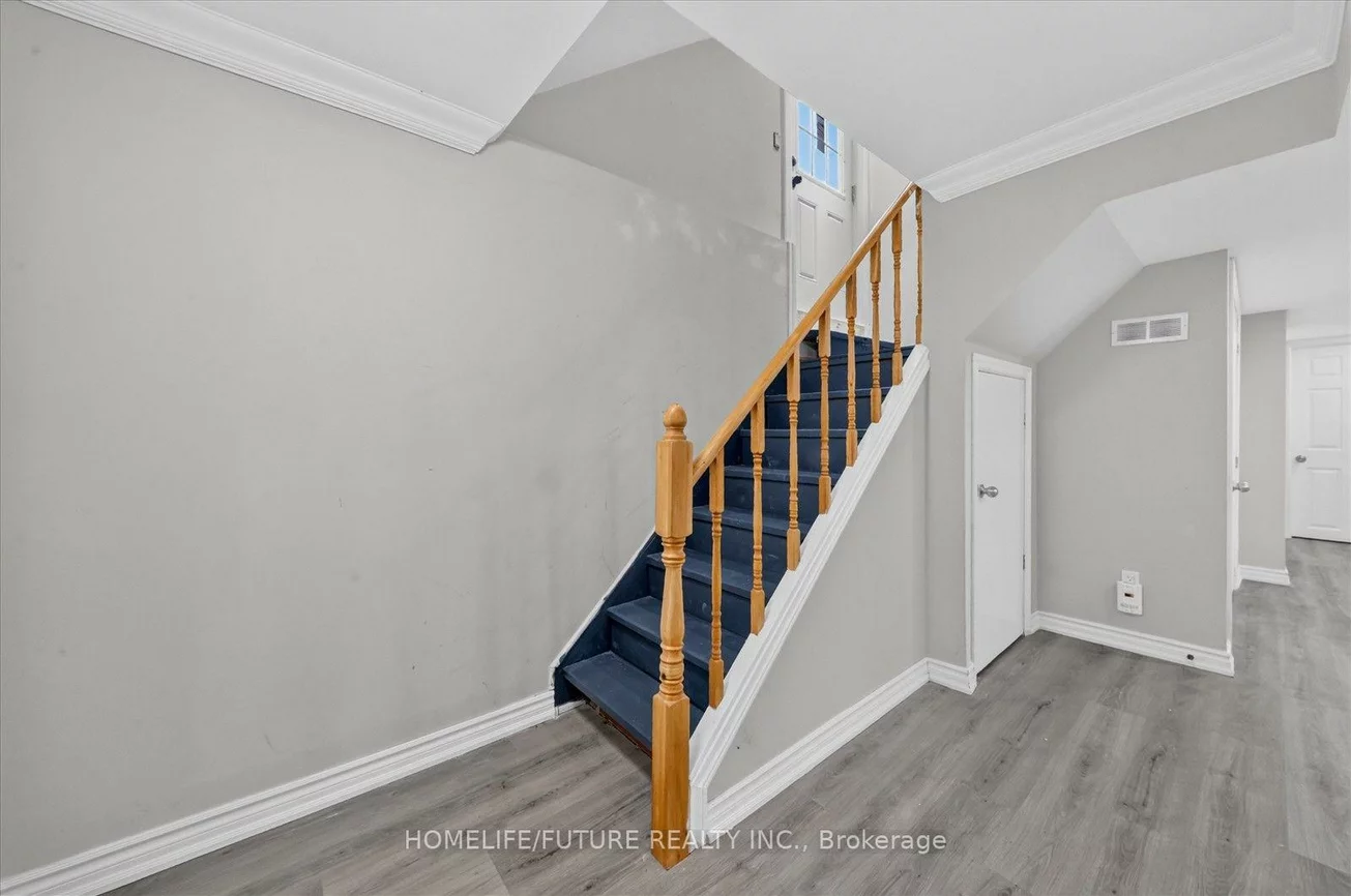 63, Chloe, Middlefield, Markham