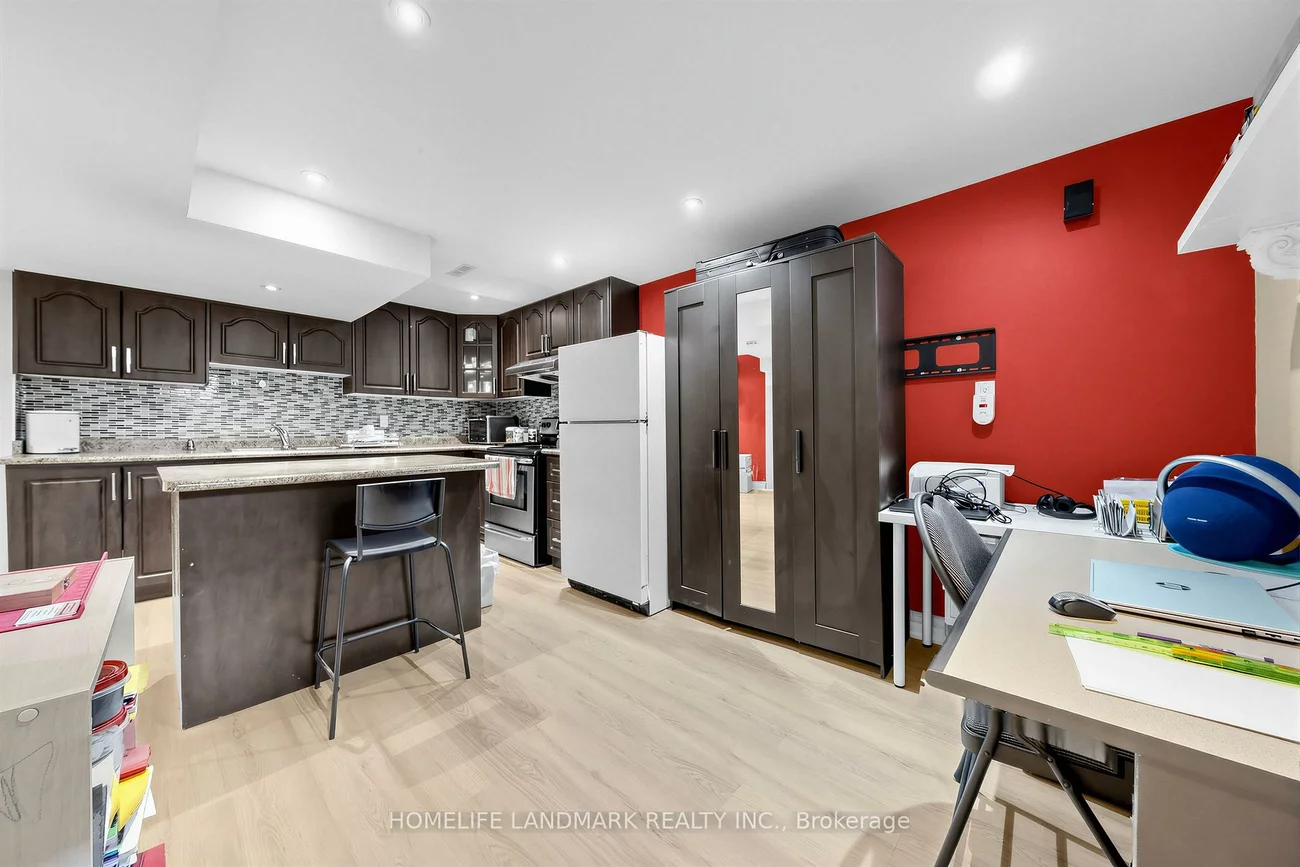 106, Clarion, Middlefield, Markham