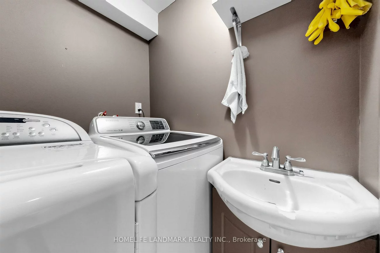 106, Clarion, Middlefield, Markham