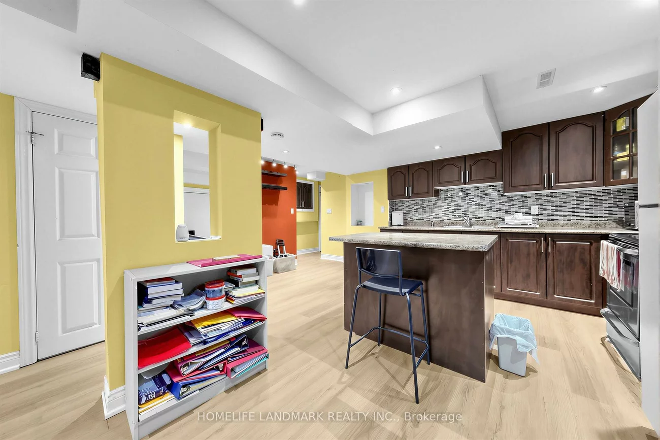 106, Clarion, Middlefield, Markham