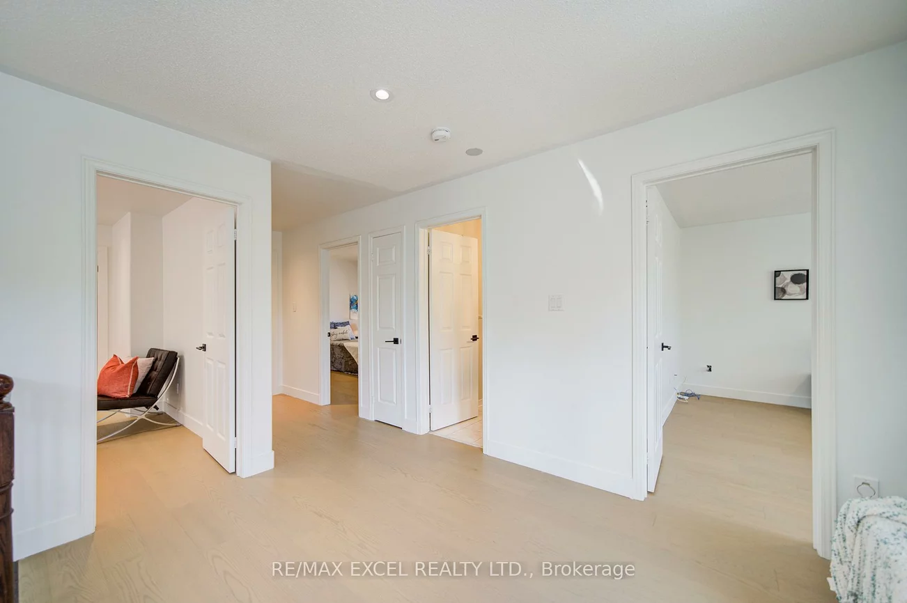 8, Hollylane, Berczy, Markham