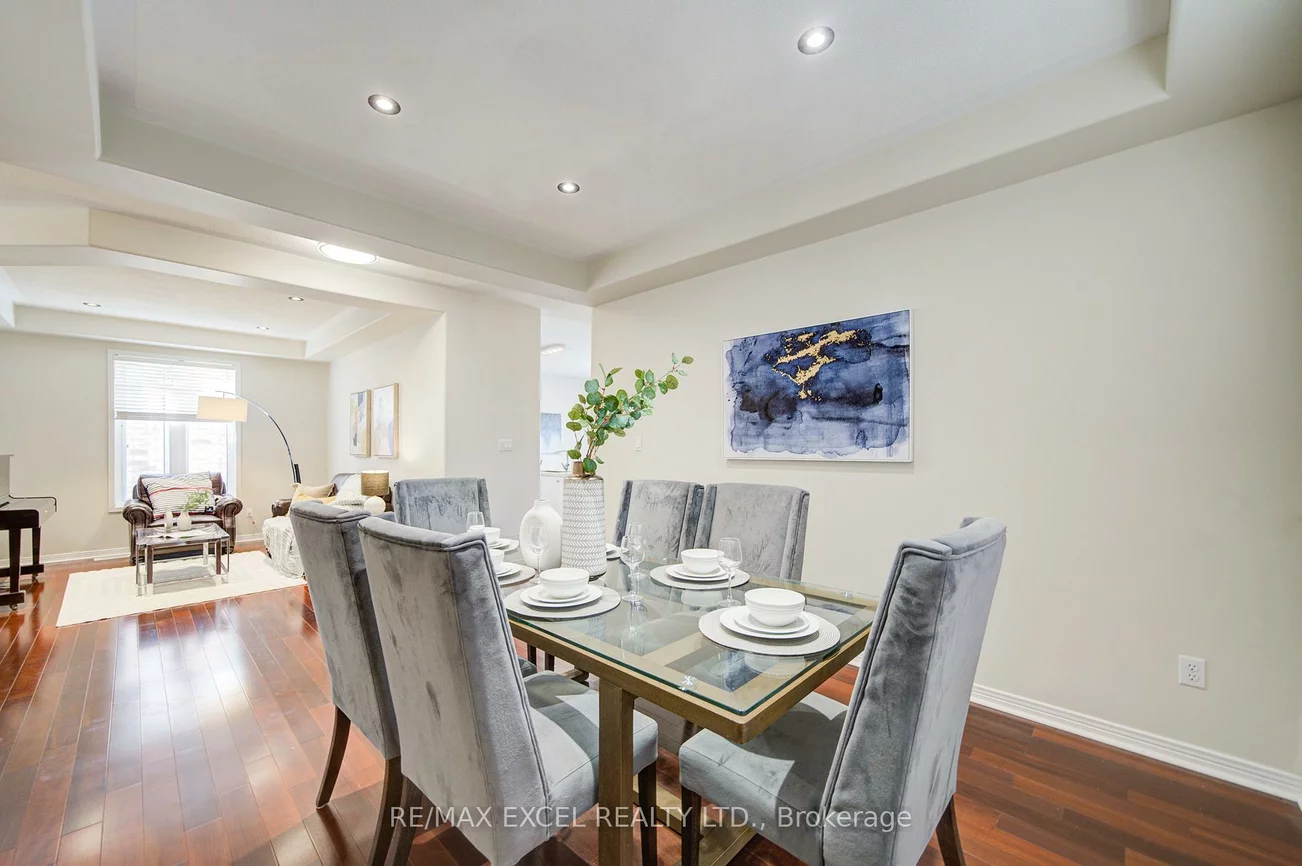 8, Hollylane, Berczy, Markham