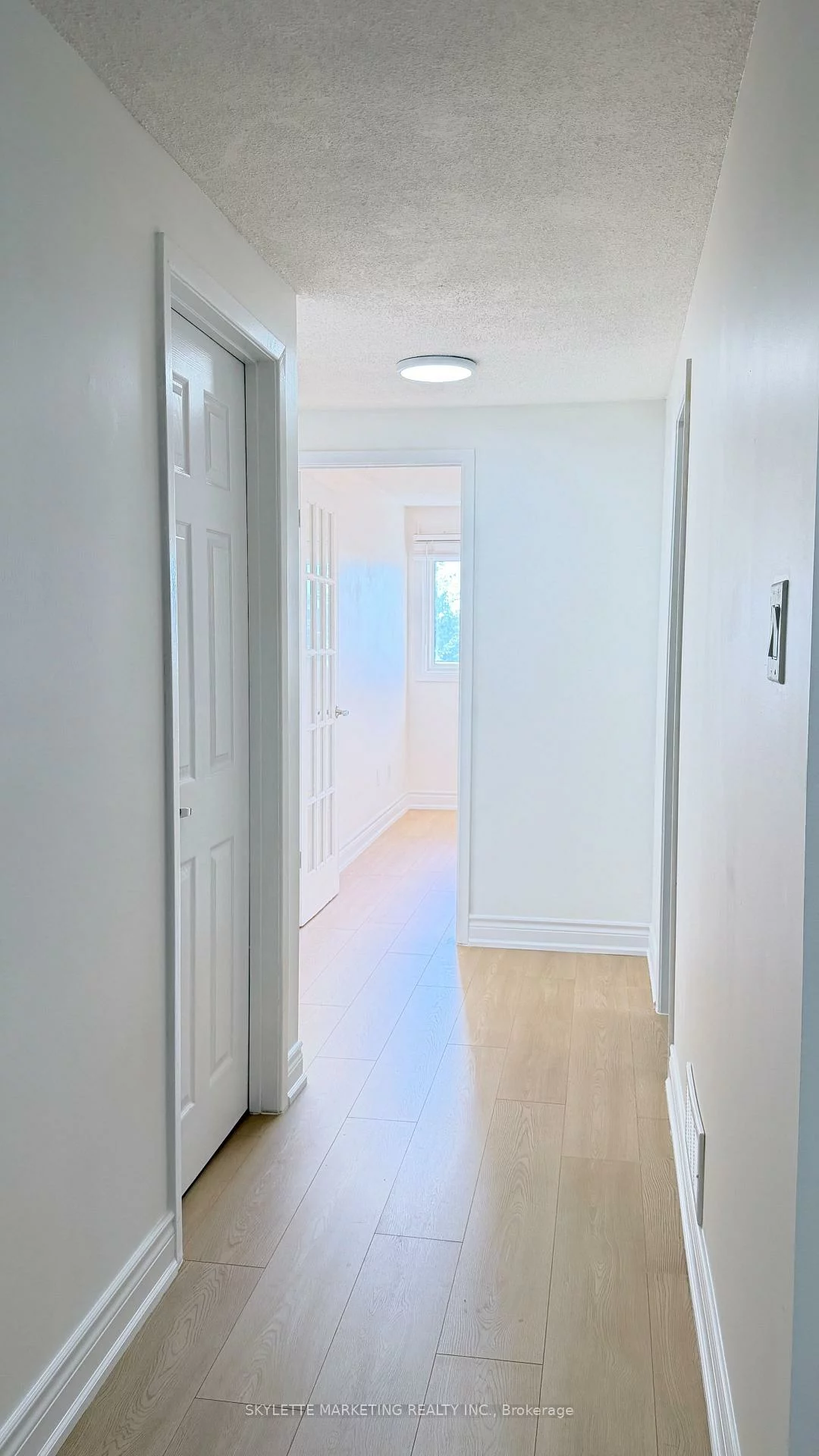 30, Ascot, Milliken Mills West, Markham