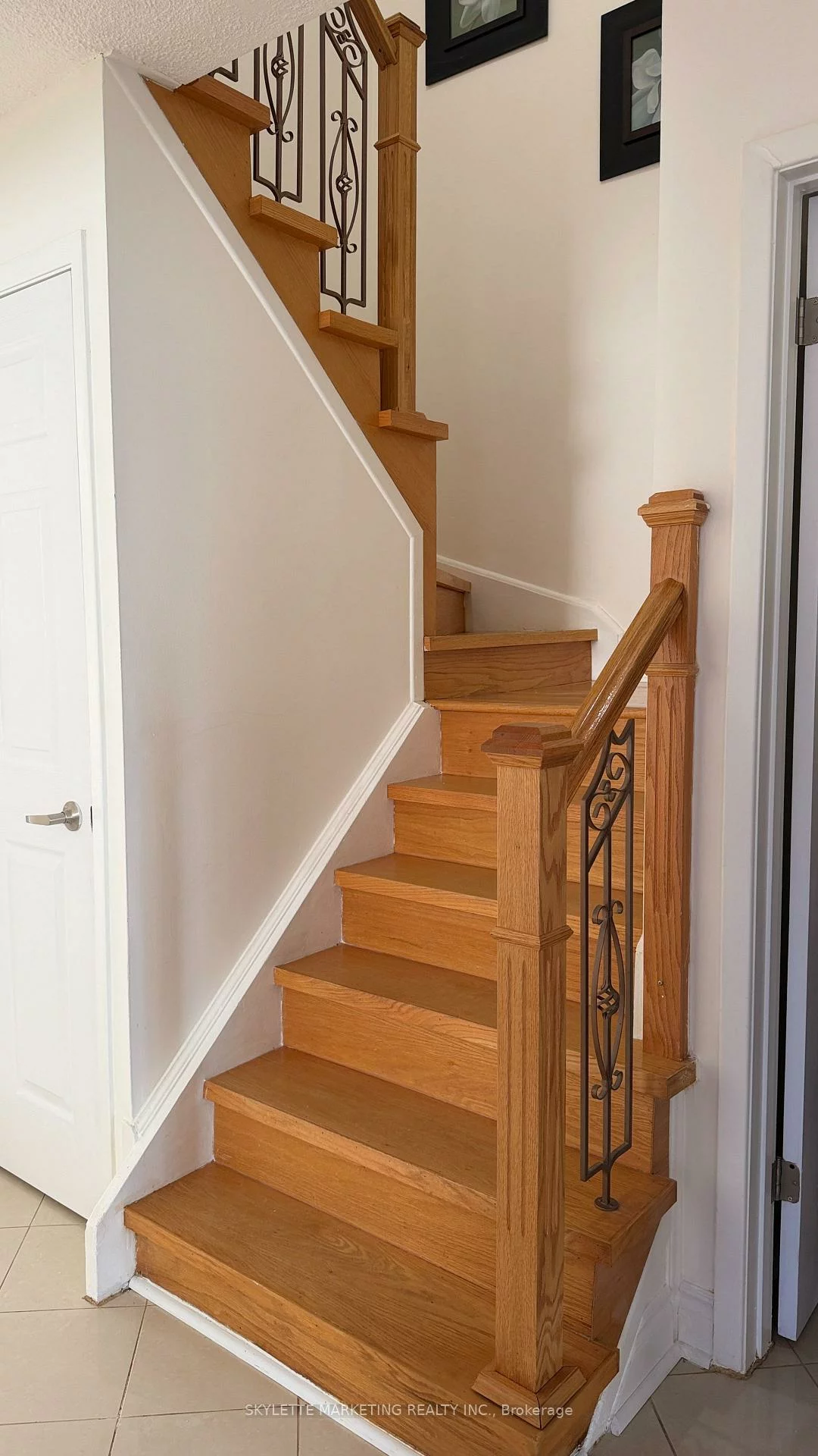 30, Ascot, Milliken Mills West, Markham