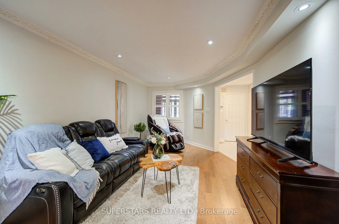 75, Marydale, Middlefield, Markham