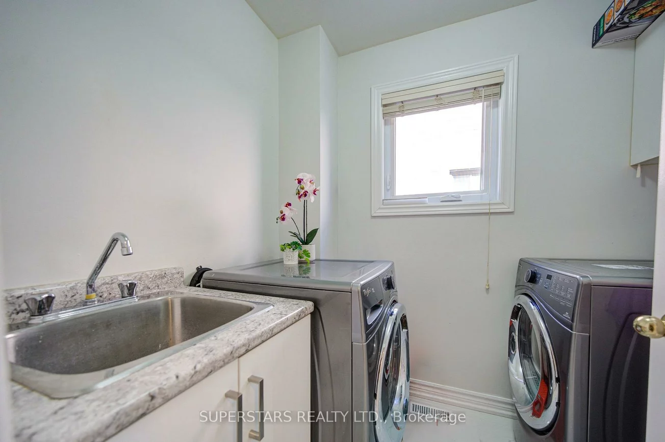 75, Marydale, Middlefield, Markham