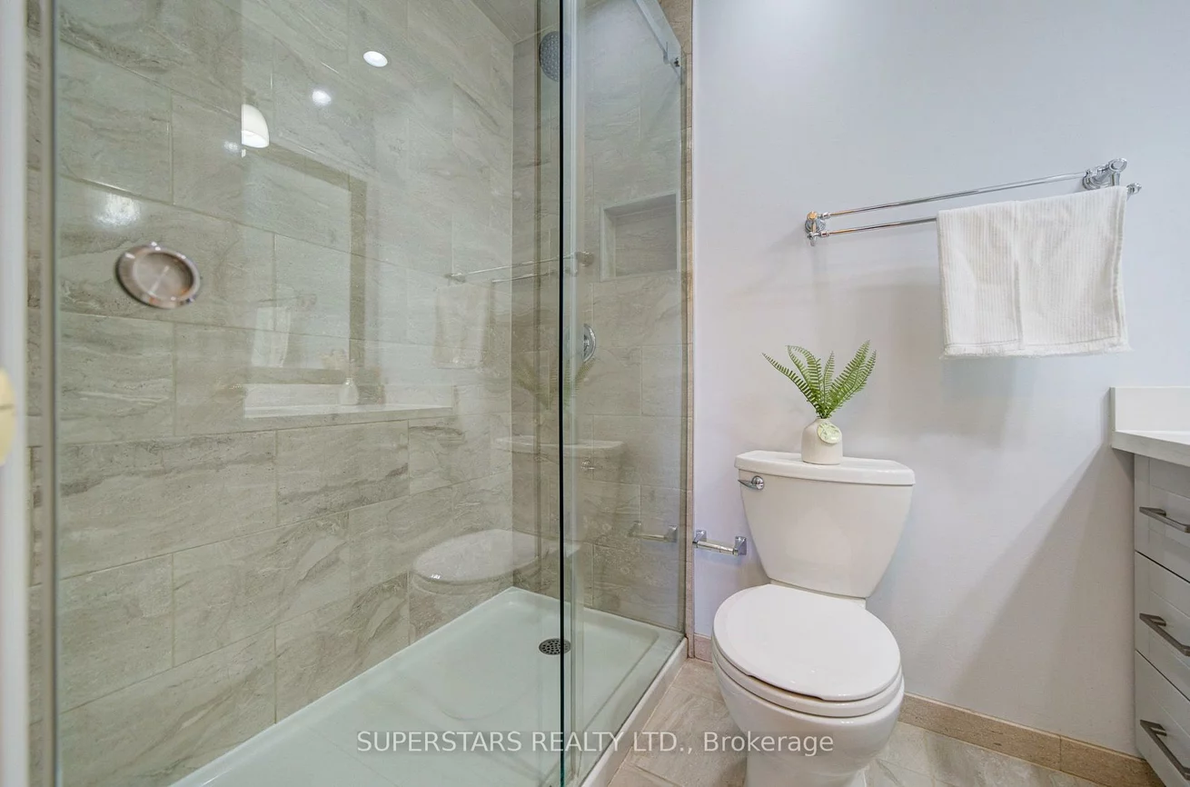 75, Marydale, Middlefield, Markham