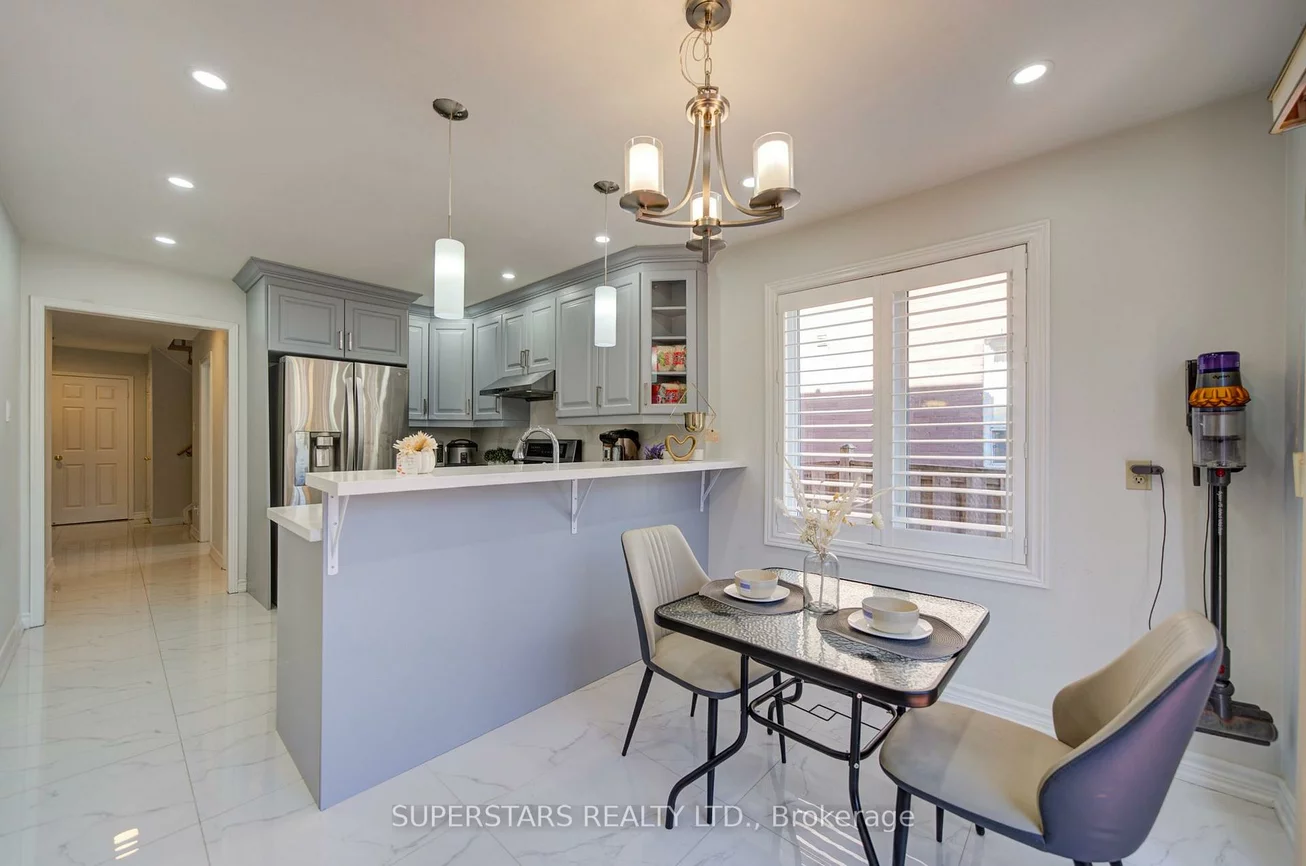 75, Marydale, Middlefield, Markham