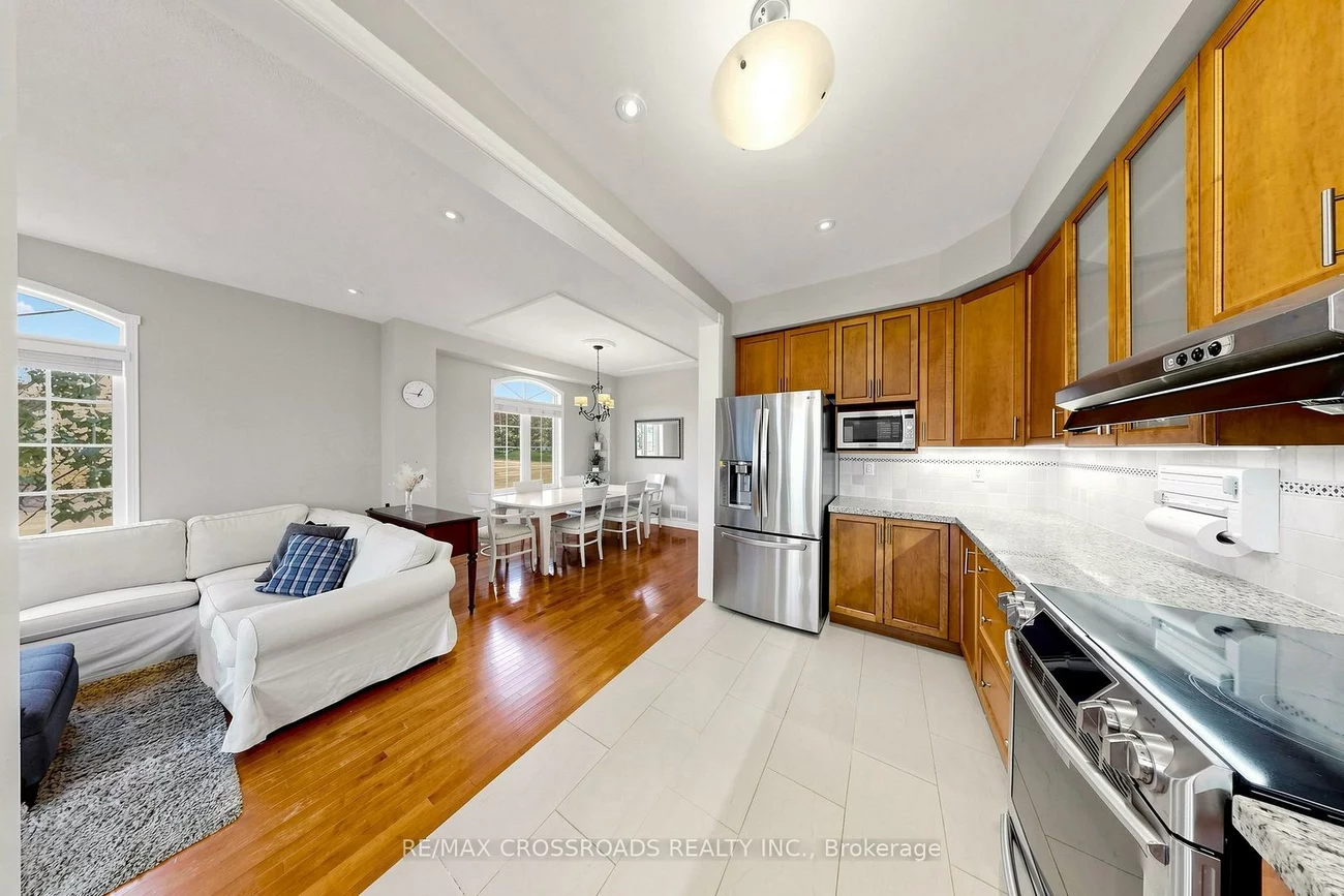 37, Queen's Plate, Angus Glen, Markham