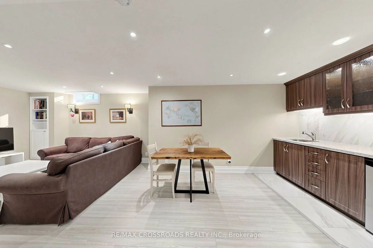 37, Queen's Plate, Angus Glen, Markham