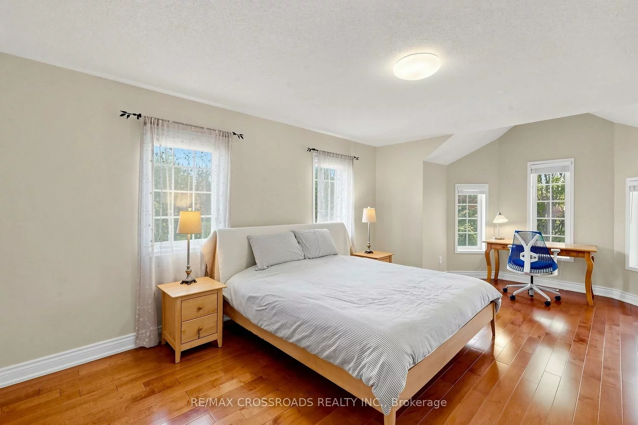 37, Queen's Plate, Angus Glen, Markham
