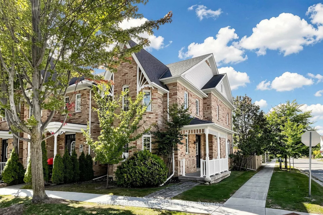 37, Queen's Plate, Angus Glen, Markham