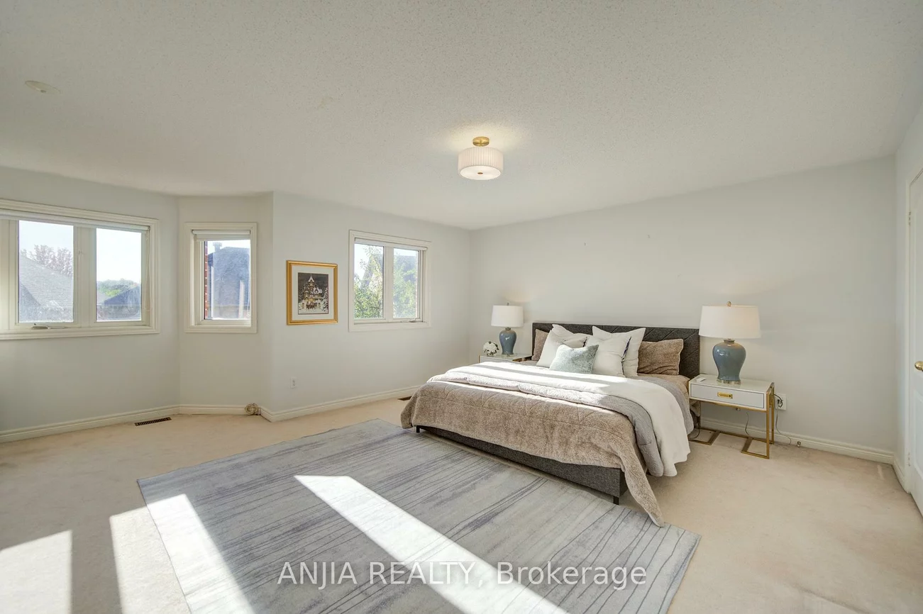 16, Forest Manor, Wismer, Markham
