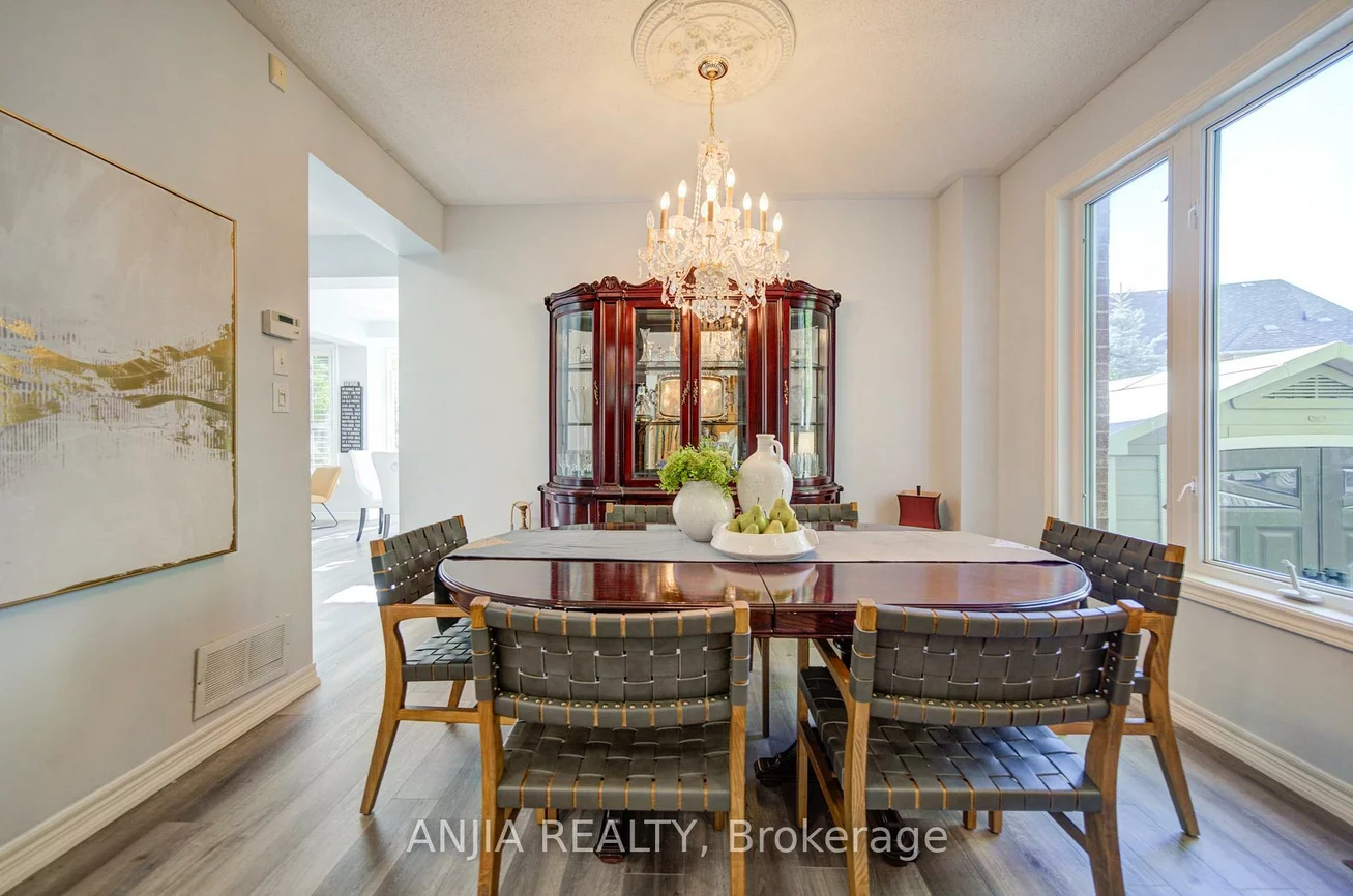 16, Forest Manor, Wismer, Markham