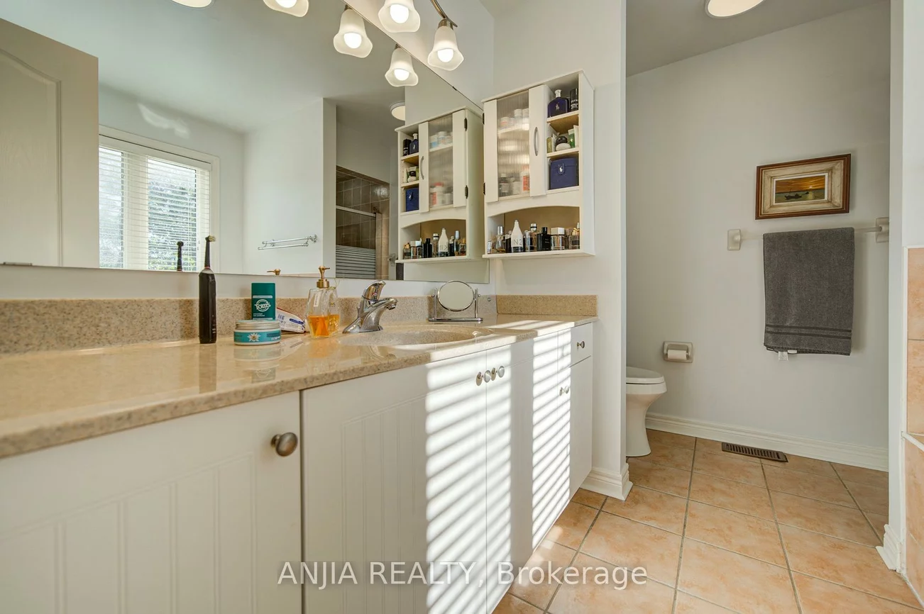 16, Forest Manor, Wismer, Markham