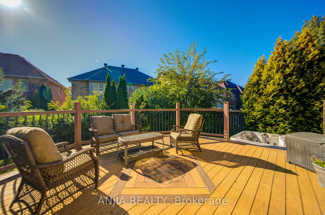 16, Forest Manor, Wismer, Markham