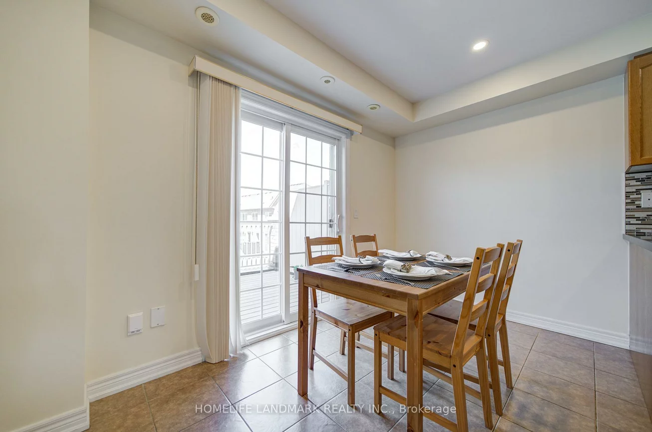 9976, McCowan, Berczy, Markham