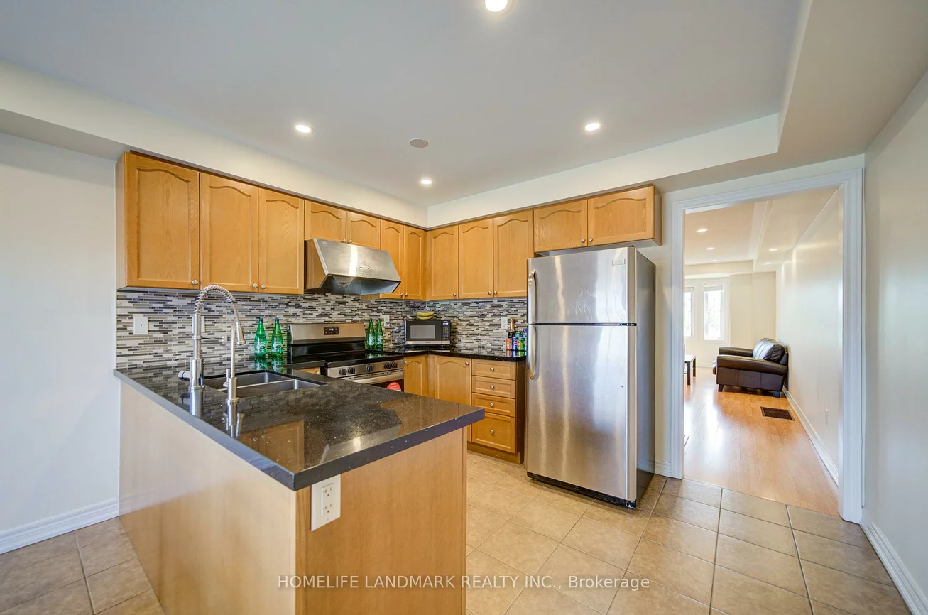 9976, McCowan, Berczy, Markham