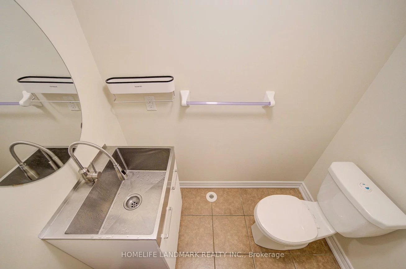 9976, McCowan, Berczy, Markham