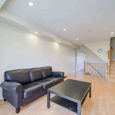 9976, McCowan, Berczy, Markham