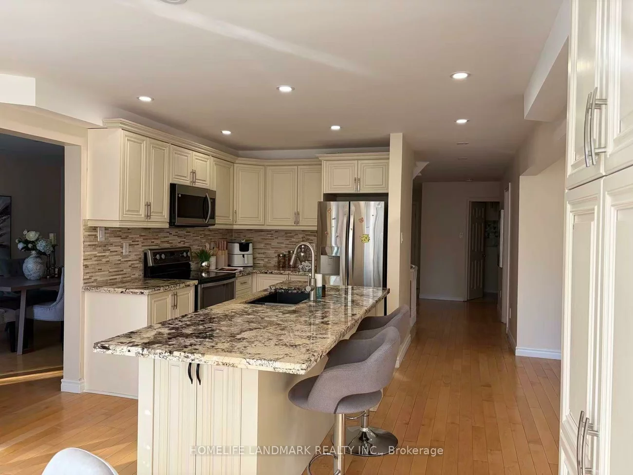 23, Hashbury, Thornlea, Markham