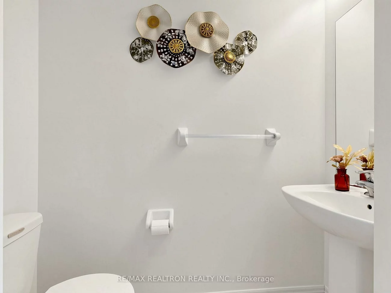 71, Dundas, Greensborough, Markham