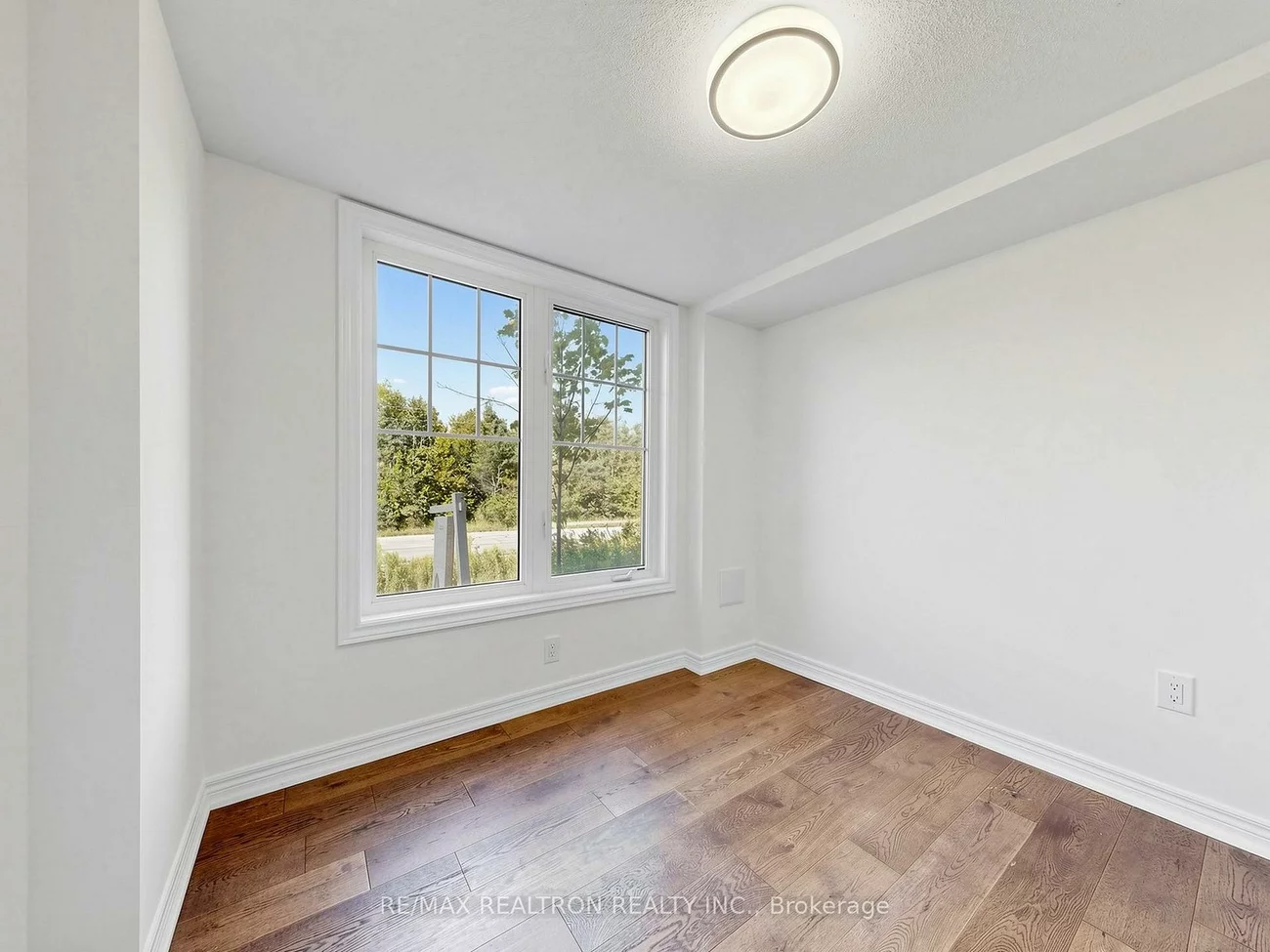 71, Dundas, Greensborough, Markham