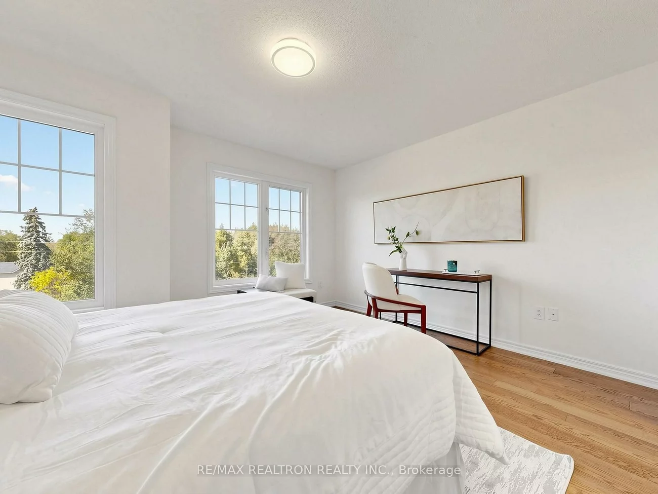 71, Dundas, Greensborough, Markham