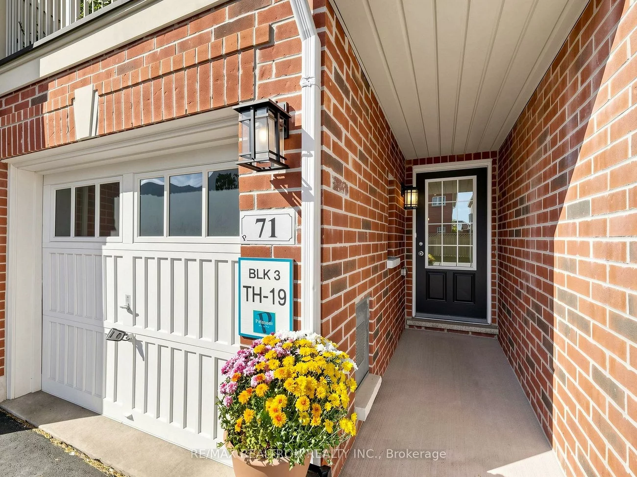 71, Dundas, Greensborough, Markham