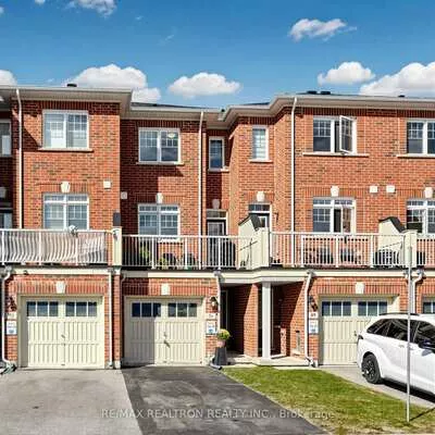 71, Dundas, Greensborough, Markham