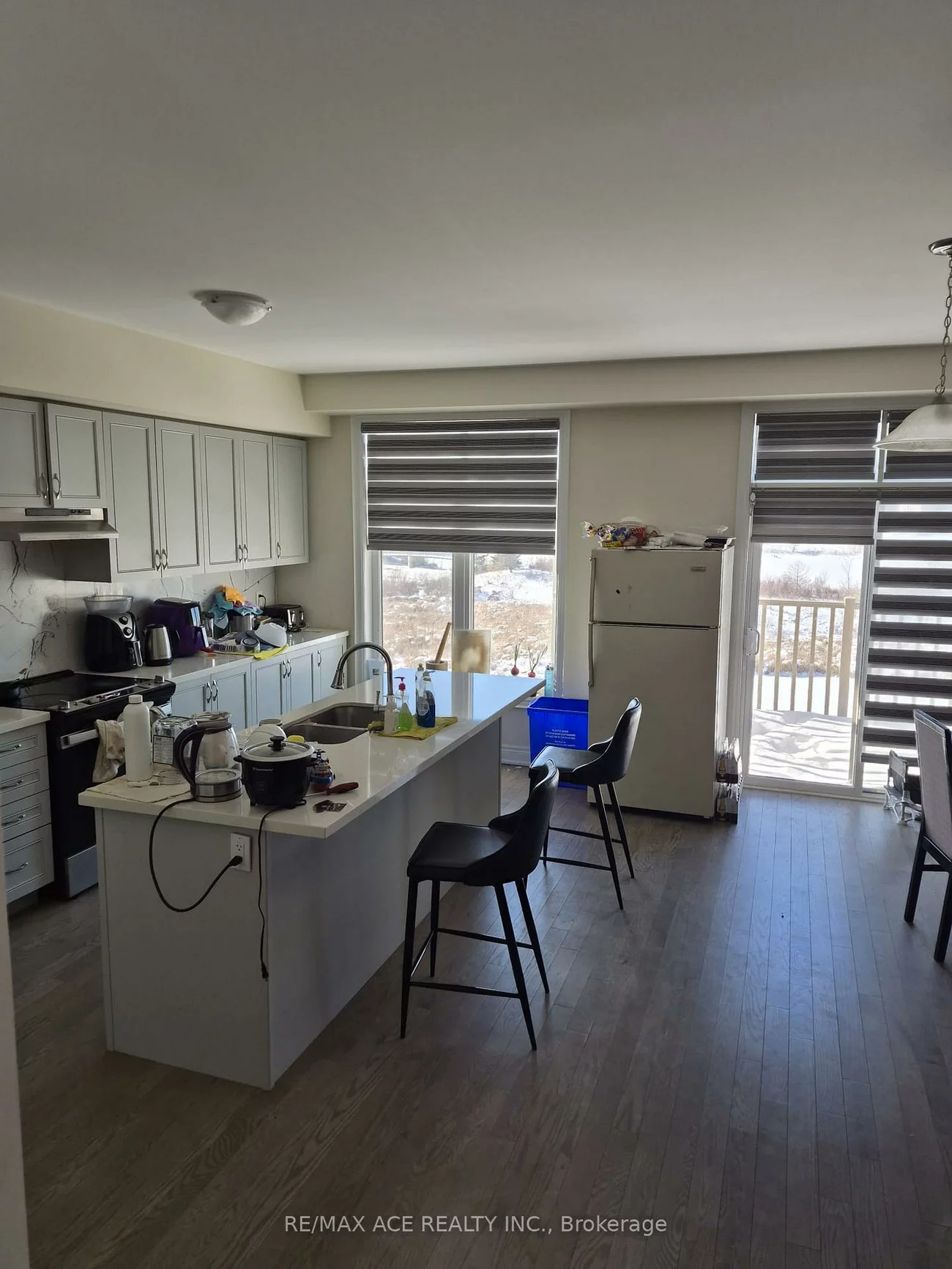 32, Andress, Cedarwood, Markham